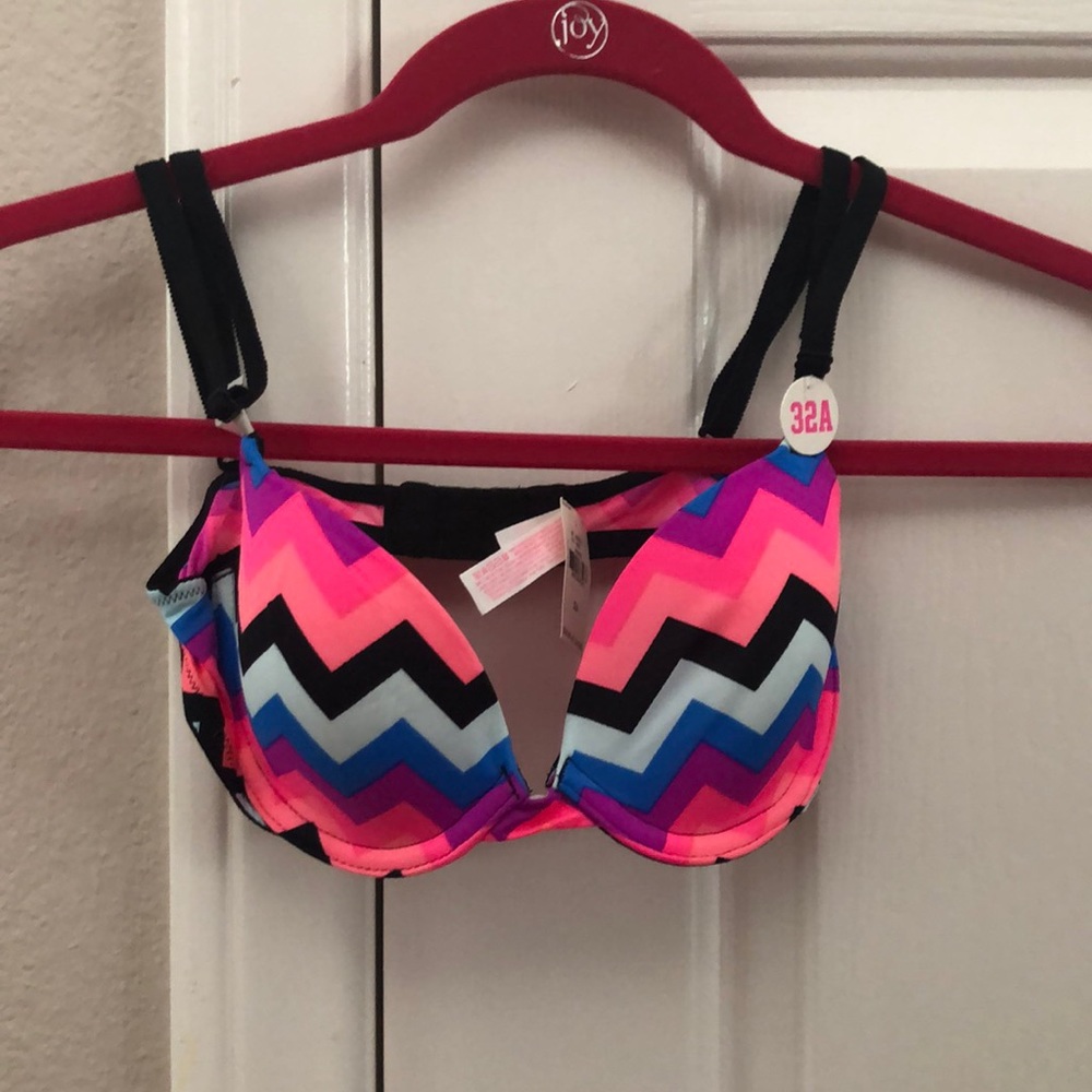 Victoria’s Secret multicolored bra